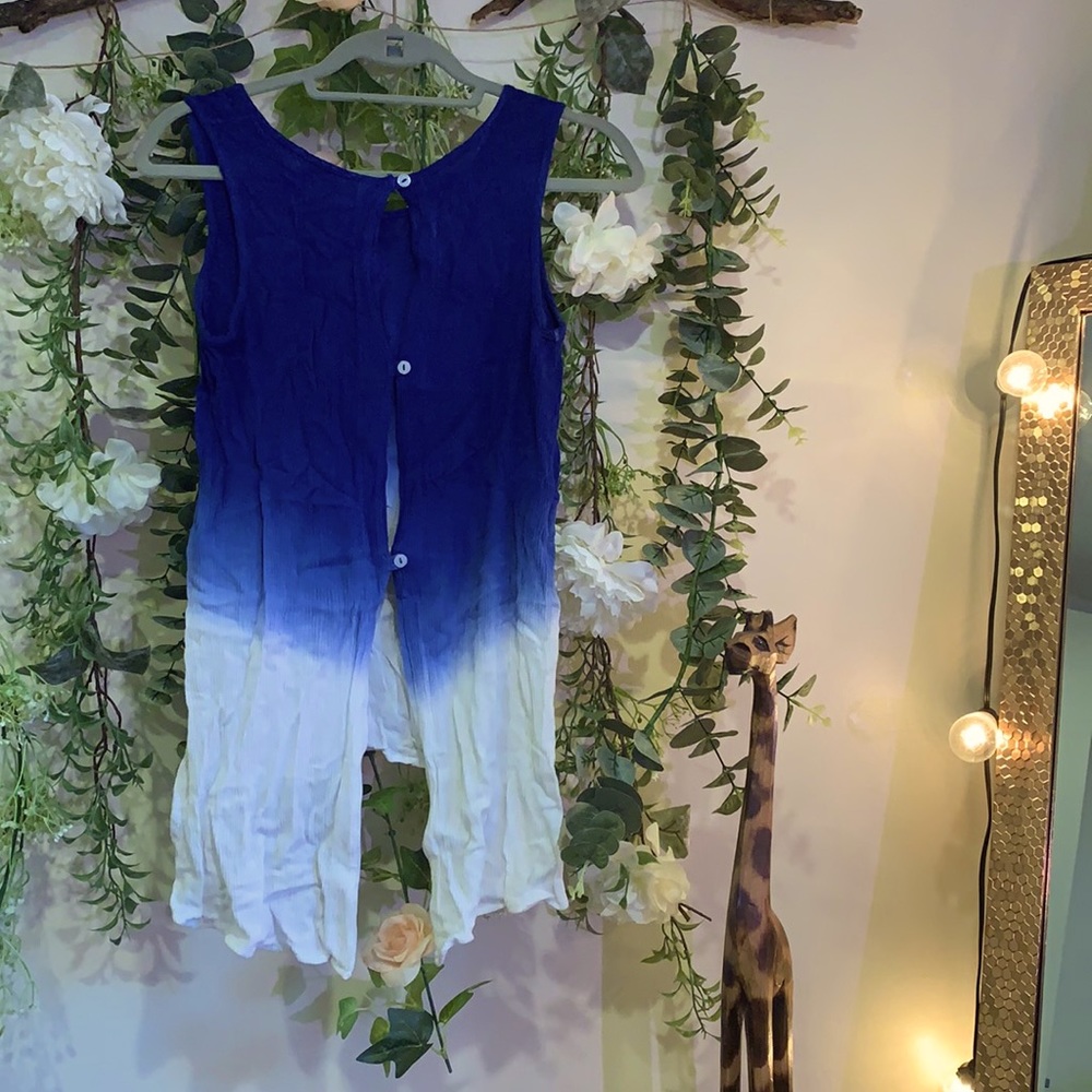Sleeveless Open-Back Tank
